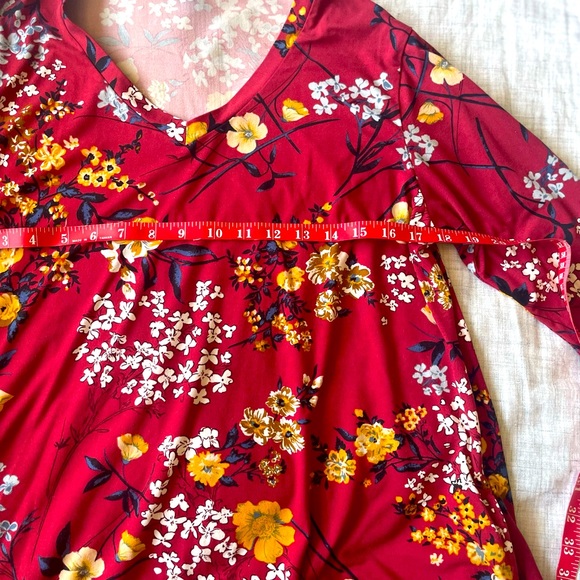 Red Burgundy Feminine Floral Long Sleeve Dress with Pockets - Picture 5 of 9